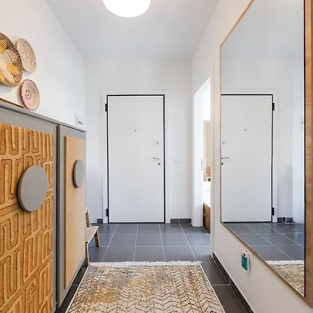 Talea Joyful By Pikhost * Lezhë