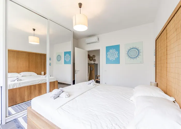 Talea Joyful By Pikhost * Lezhë